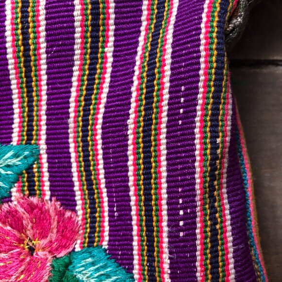 Vintage Handwoven Guatemalan Purse | Hippie Purse - Picture 8 of 10